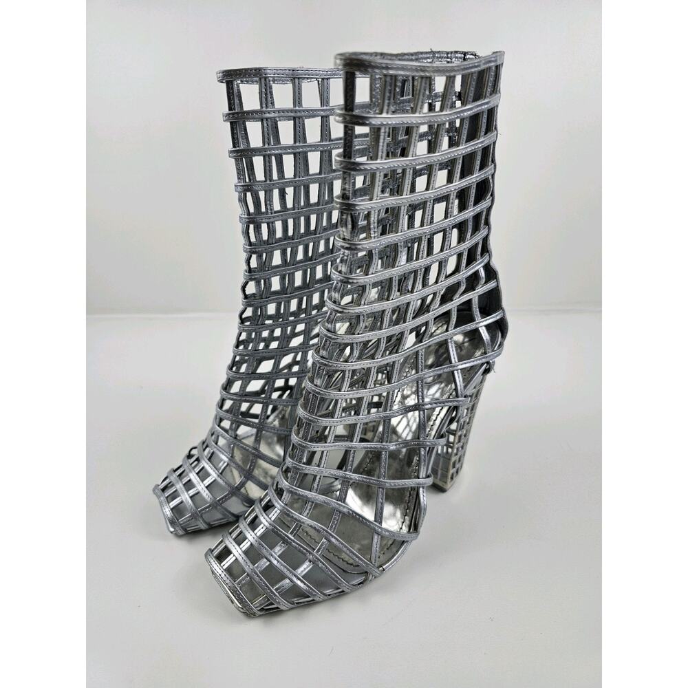 2009 YSL Cage Boot Size 37 But Fits 7-7.5